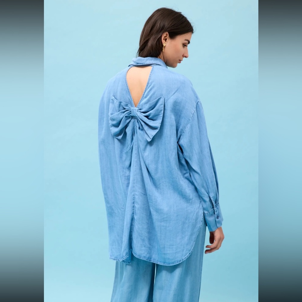 ✨RESTOCKED✨FROM PARIS FRANCE Chic Blue Button-Up Bow Back Shirt